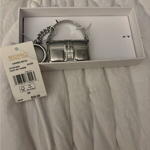 Michael Kors Silver Handbag Key Holder